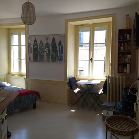 Les 3 Couronnes Apartment Granville Exterior photo